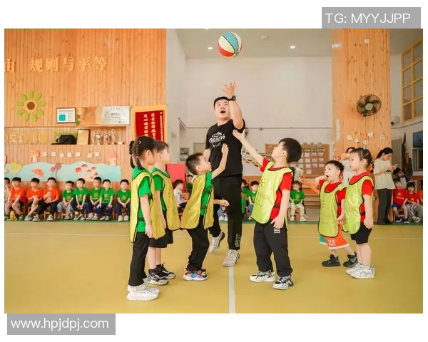 在篮球场上快乐成长幼儿园游戏活动的创意与乐趣探索