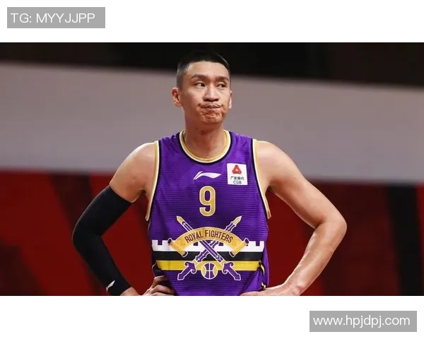 孙悦在篮球场上的精彩瞬间与独特风采尽显其篮球魅力与运动精神 孙悦在篮球场上的精彩瞬间与独特风采尽显其篮球魅力与运动精神